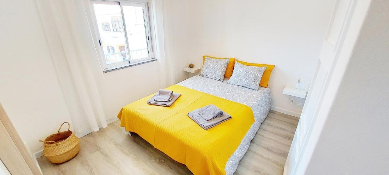 Caroline'S Daire Vila do Bispo Dış mekan fotoğraf